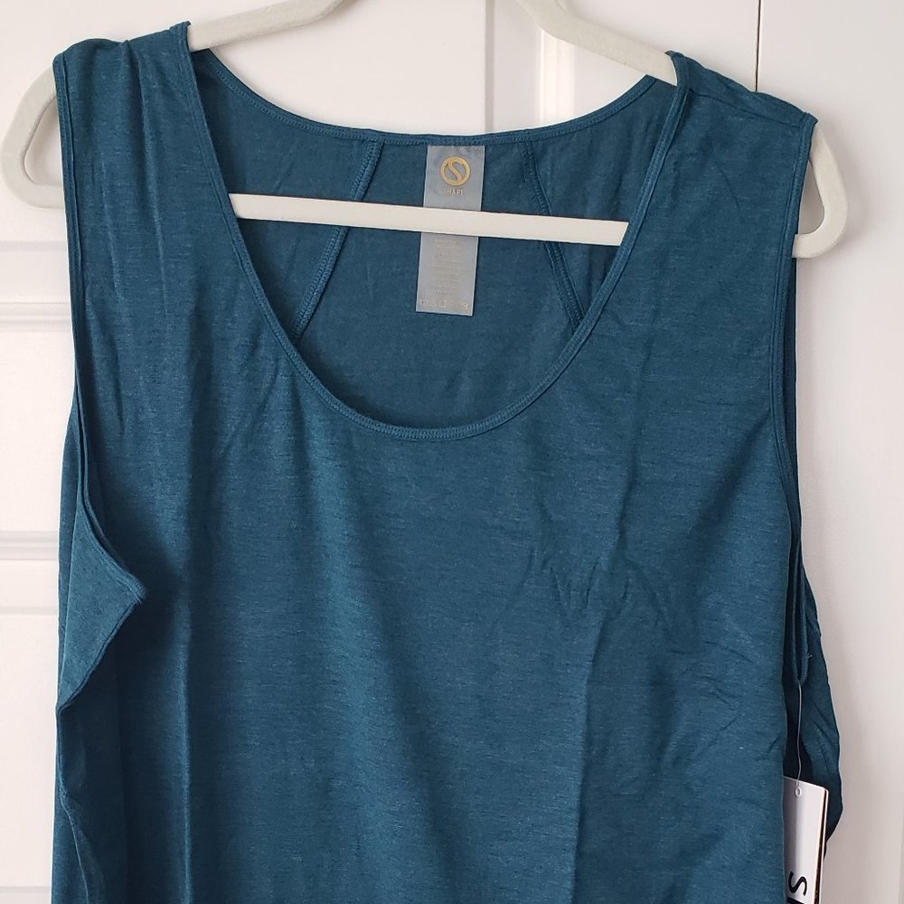 NWT: Shape Activewear Motion Tank Size 2x